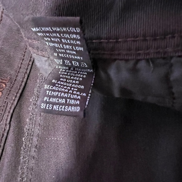 Dollhouse - Picture 7 of 8